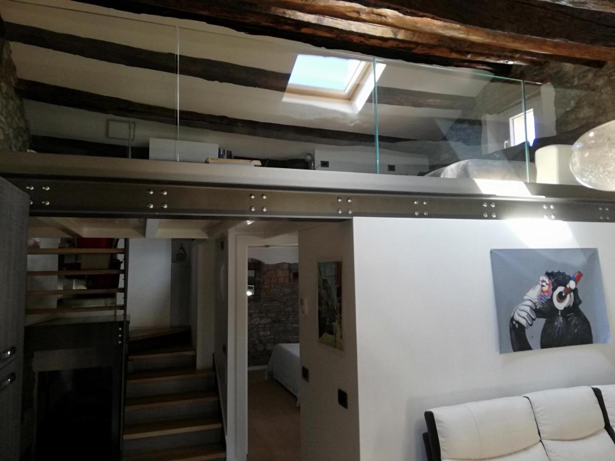 Apartamento Loft In Piazza Con Soppalco Cividale del Friuli Exterior foto