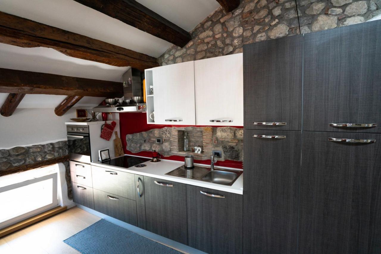 Apartamento Loft In Piazza Con Soppalco Cividale del Friuli Exterior foto