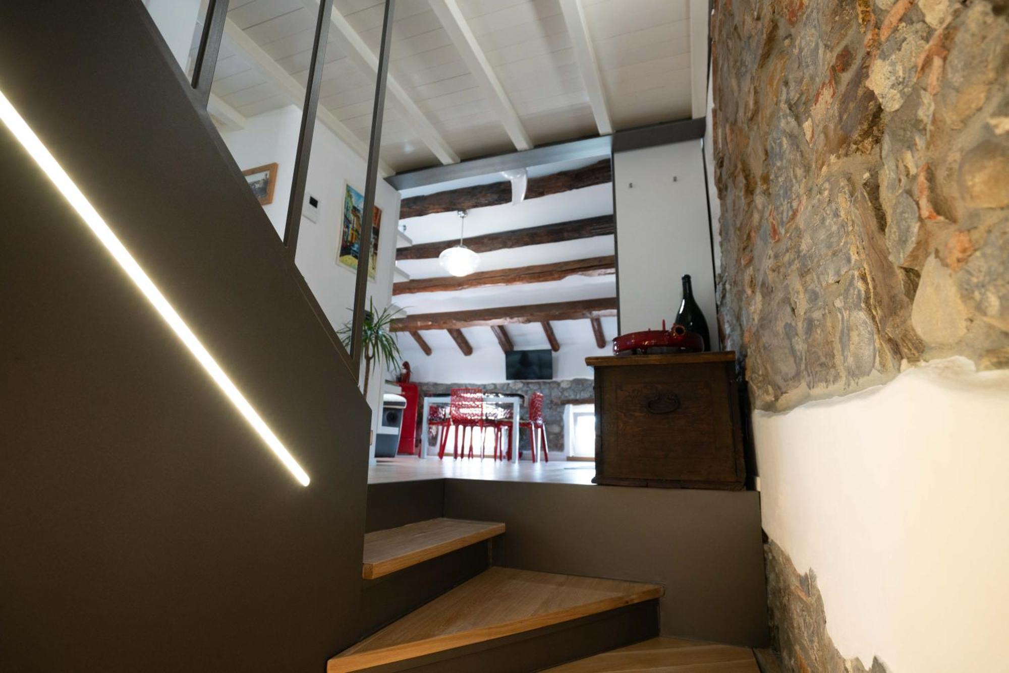 Apartamento Loft In Piazza Con Soppalco Cividale del Friuli Exterior foto