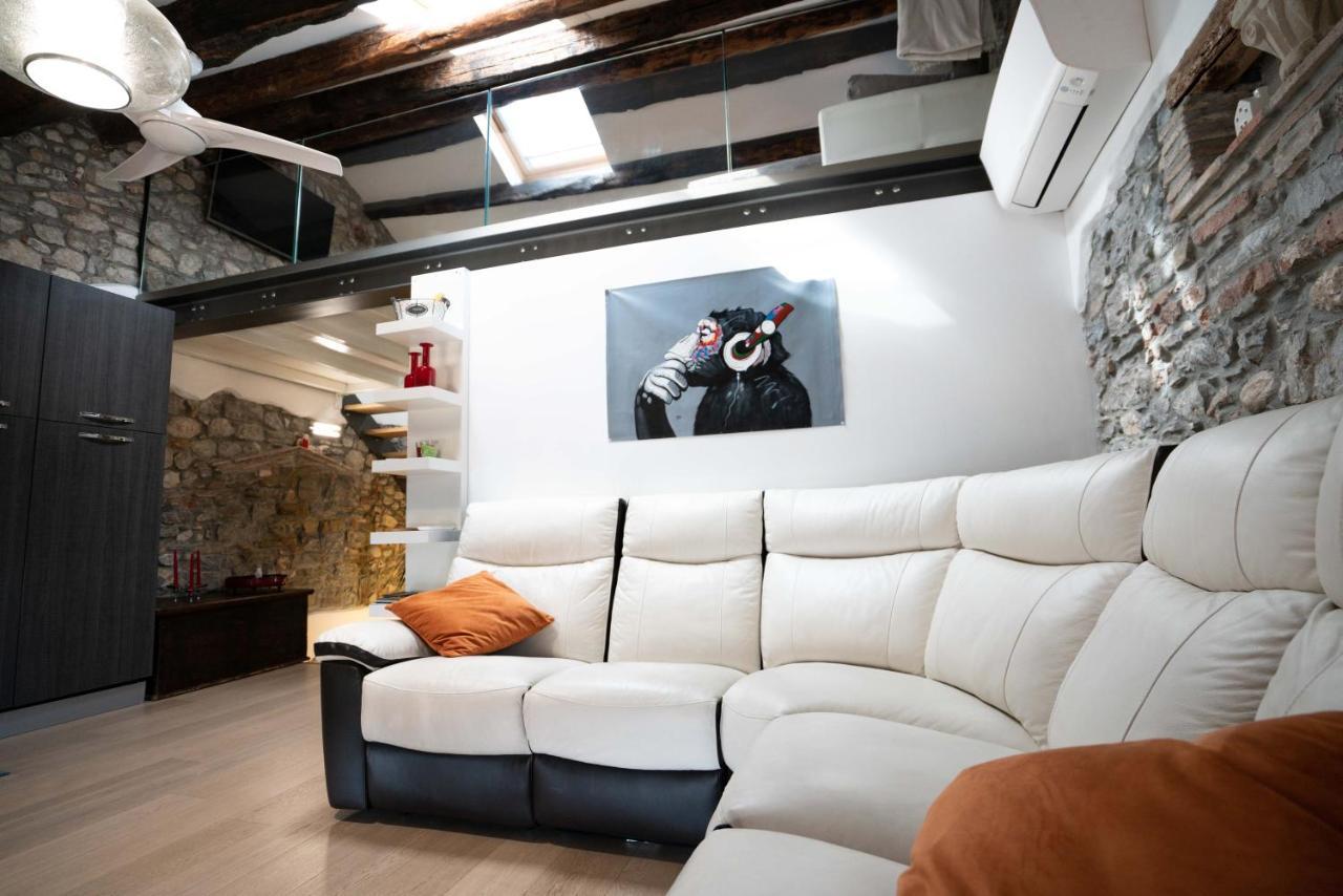 Apartamento Loft In Piazza Con Soppalco Cividale del Friuli Exterior foto