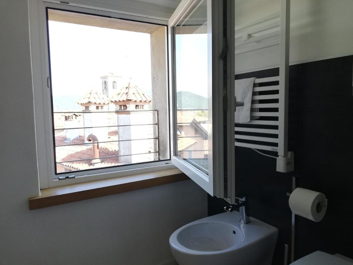 Apartamento Loft In Piazza Con Soppalco Cividale del Friuli Exterior foto