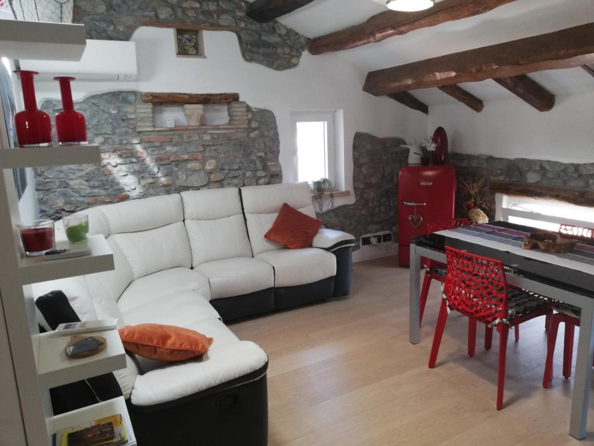 Apartamento Loft In Piazza Con Soppalco Cividale del Friuli Exterior foto